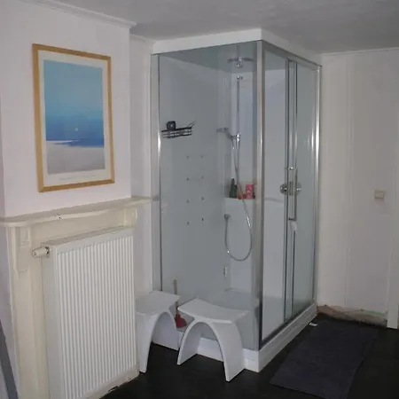 Zen Apartment